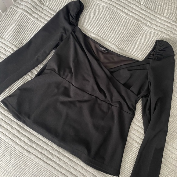 NEW Puff Sleeve Sweetheart Top - Picture 4 of 4